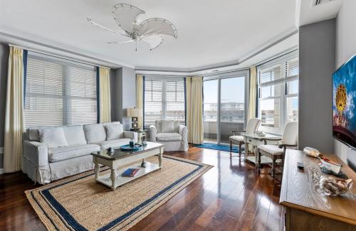 Diamond Beach Apartment | Residence 409 At The Grand