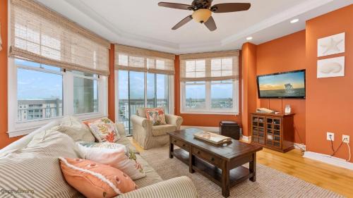 Diamond Beach Apartment | Residence 603 At The Grand