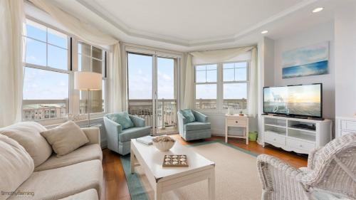 Diamond Beach Apartment | Residence 703 At The Grand