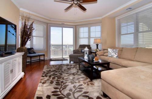 Diamond Beach Apartment | Residence 810 At The Grand