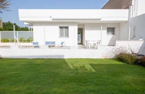 Posto Vecchio Apartment | RESIDENCE BLANCO GARDEN 2 a 100 MT a piedi dalla spiaggia di POSTO VECCHIO, MARINA DI PESCOLUSE