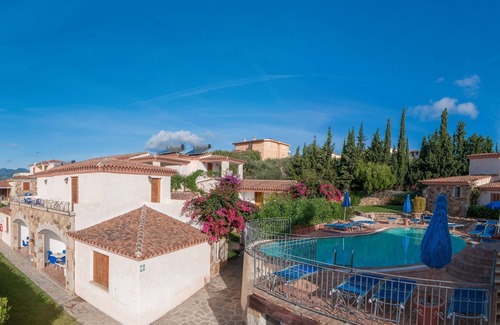Tanaunella Apartment | Residence Bouganvillage B4