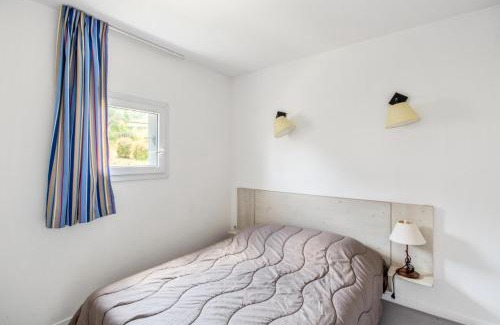 Carnoux-en-Provence Apartment | Residence Debussy - maeva Home - Appartement 2 Pièces 4 Personnes - Budget MAE-9049
