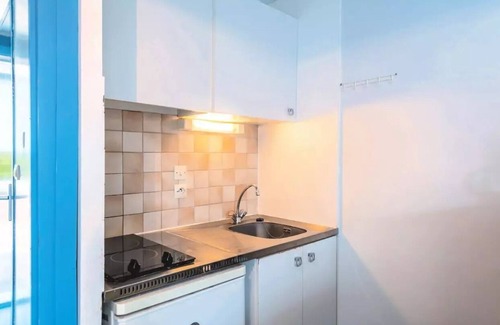 Maubuisson Apartment | Residence Domaine Les Cavales - 3 room apartment for 4 people covered balcony