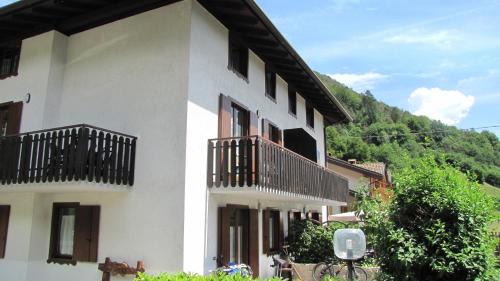 Molina di Ledro Apartment | Residence Dromaè