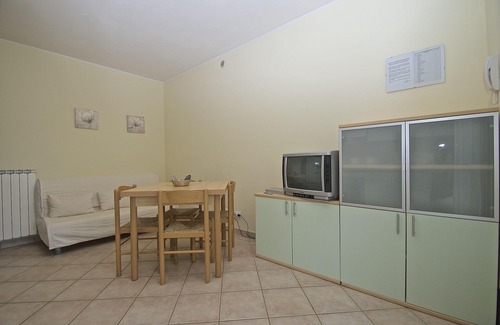 Lido degli Estensi Villa | Residence in a residence on the seafront, with terrace and barbecue, private garden with parking space.