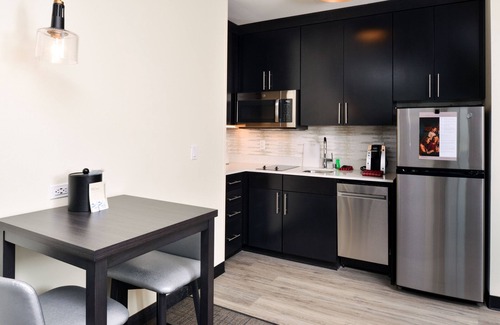 Greenacres Hotel | Residence Inn by Marriott Bakersfield West