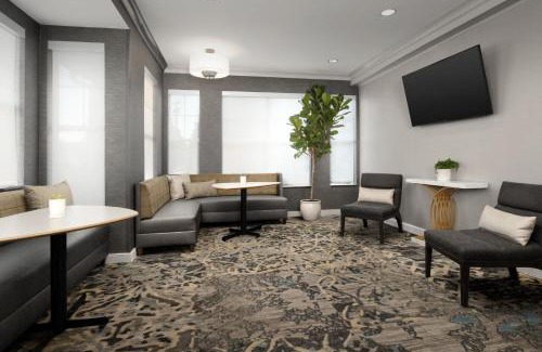 Terry Sanford Hotel | Residence Inn by Marriott Fayetteville Cross Creek