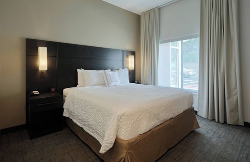 Harrisburg Hotel | Residence Inn by Marriott Harrisburg North