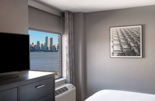 Weehawken Hotel | Residence Inn by Marriott Weehawken