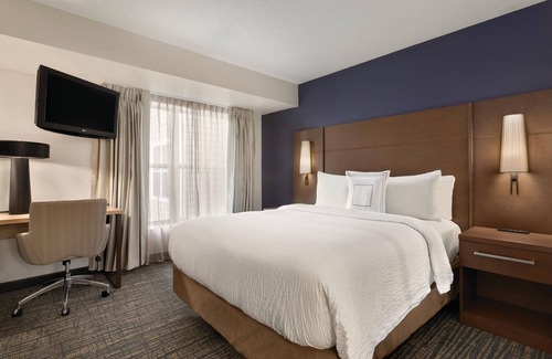 Cheektowaga Hotel | Residence Inn by Marriott Buffalo Galleria Mall