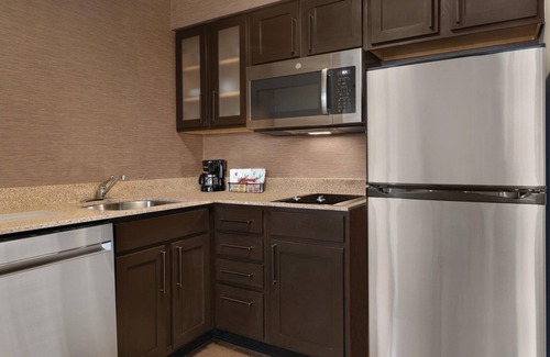 Cheektowaga Hotel | Residence Inn by Marriott Buffalo Galleria Mall