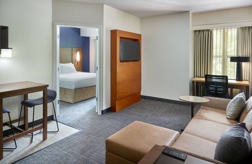 Kenilworth Hotel | Residence Inn by Marriott Asheville Biltmore