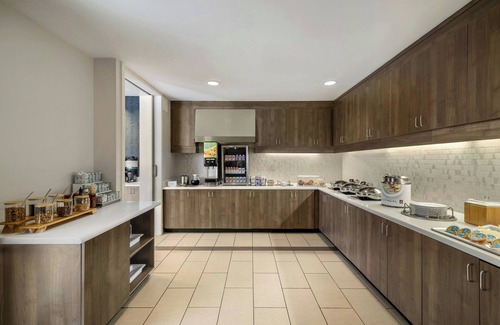 Jackson Hotel | Residence Inn by Marriott Jackson The District at Eastover