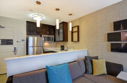 Jackson Hotel | Residence Inn by Marriott Jackson The District at Eastover