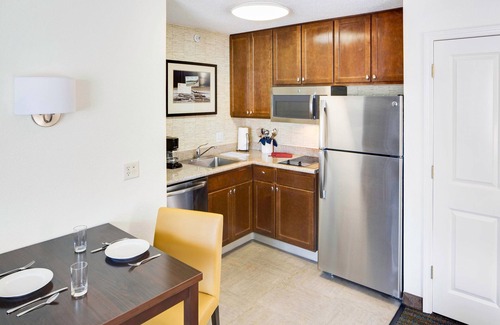 Milford Hotel | Residence Inn by Marriott Milford