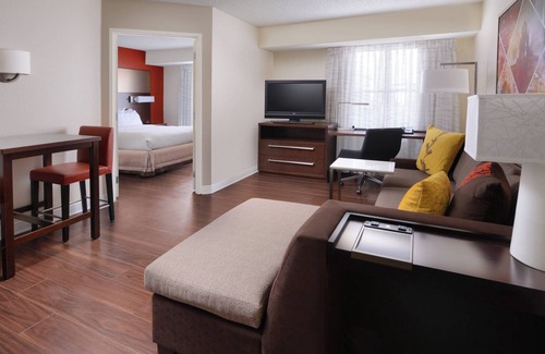 Oak Park - Northwood Hotel | Residence Inn By Marriott San Antonio Airport/Alamo Heights