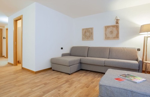 Gressoney-Saint-Jean Apartment | Residence in Gressoney-saint-jean with 1 bedrooms sleeps 3