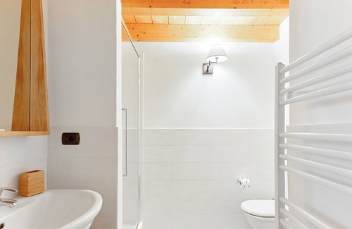 Gressoney-Saint-Jean Apartment | Residence in Gressoney-saint-jean with 1 bedrooms sleeps 2