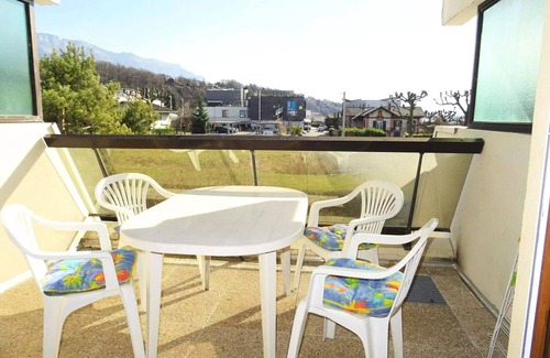 Aix-les-Bains Apartment | Residence L'alize - Holiday by the lake, nice studio!
