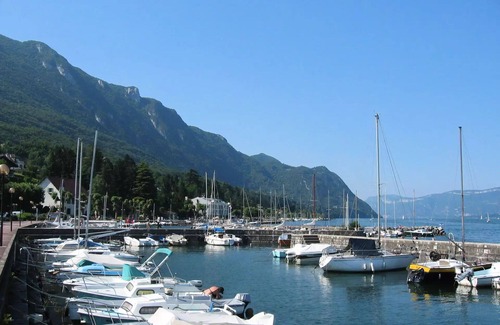 Aix-les-Bains Apartment | Residence L'alize - Holiday by the lake, nice studio!