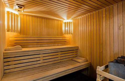 Vaujany Apartment | Residence La Cascade - 3 Rooms Cabin 9 People
