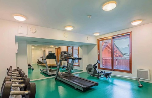Vaujany Apartment | Residence La Cascade - 3 Rooms Cabin 9 People