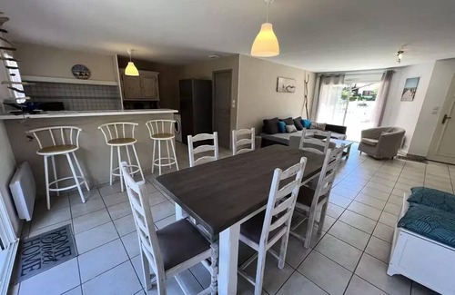 Le Verdon-sur-Mer Villa | Residence La Grande Combe - 012 - Nice villa in quiet area of Soulac/mer