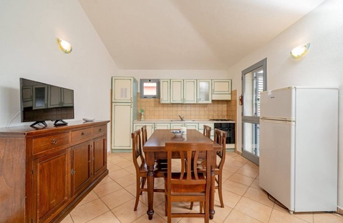 Monte Petrosu Apartment | Residence La Tartaruga Terrace with swimming pool