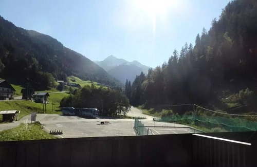 Beaufort Apartment | Residence Le Chamois - Apartment 6 people, classified 2 stars. Quiet
