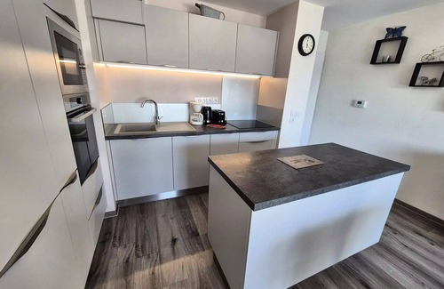 Aix-les-Bains Apartment | Residence Le Clos Des Merisiers - In the heart of the city, beautiful apartment very functional!