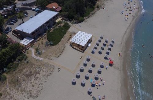 Marina di Pisciotta Apartment | Residence Le Palme - Appartamenti sul mare - Spiaggia tra Palinuro e Caprioli