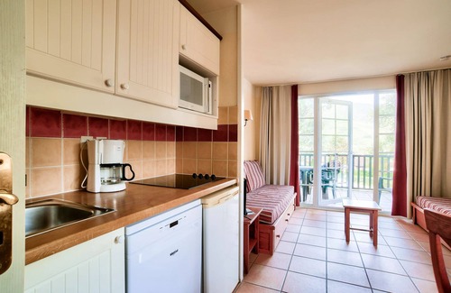 Uhart-Cize Apartment | Residence Le Parc d'Arradoy - maeva Home - 2 room apartment for 5 people - Selection