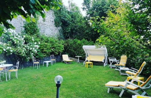 Todi Apartment | Residence Le Peonie apartment in the historic center