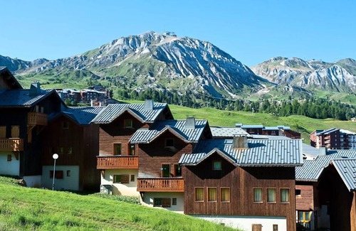 Plagne Soleil Apartment | Residence Les Chalets et Lodges des Alpages - 3 Rooms 8 People