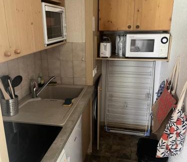 Valloire Apartment | Residence Les Choseaux - 2 pièces cabine 4 personnes exposé Sud MAE-5764