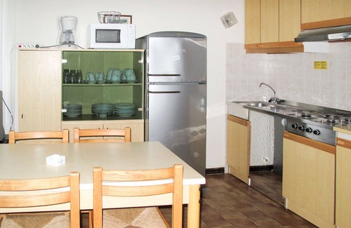 Bibione Lido del Sole Apartment | Residence Oasi by Interhome