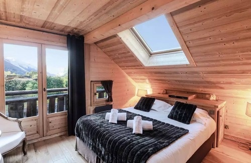 Les Tines Ski Chalet | Residence Peyrlaz - Chalets for 12 People