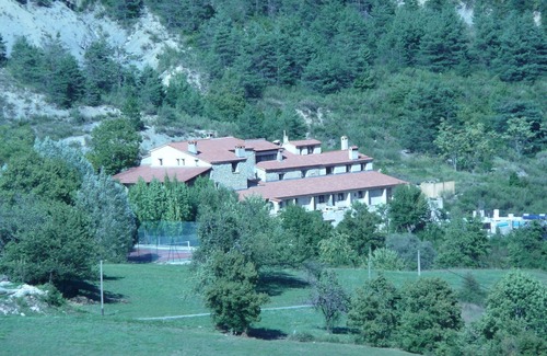 Val-de-Chalvagne Condo | Residence Rental (old barn) with pool and tennis