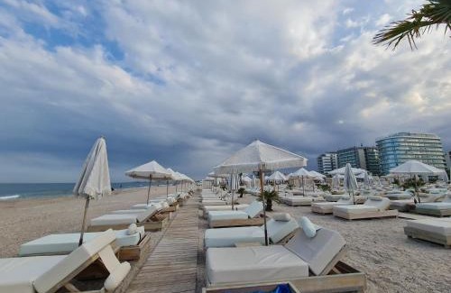 Constanta Apartment | Residence Sole by Axxis Nova Resort - Apartament luxury 70mp cu terasa si vedere la mare, acces direct pe plaja Axxis Beach BluFlag - Mamaia Nord - Parcare gratuita