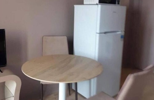 Chateauroux Apartment | Residence VAlissou - Cosy apartment design