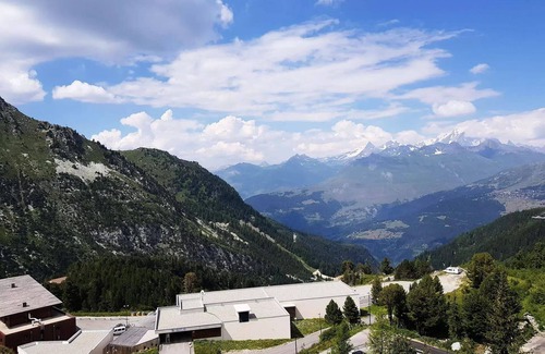 Arc-2000 Apartment | Residence Varet - Studio for 4 people in Arc 2000 with mountain and resort views