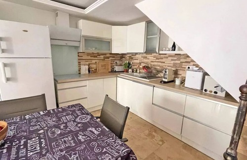 Guerrevieille Villa | Residence Vieux Hameau De Guerrevieille - House T3 - 4/5 people - Sea view - Air conditioning - Wifi - Near beach - Grimaud