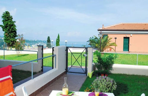 Cogoleto Apartment | Residence Villa Beuca Cogoleto Two-room Apartment 4 Pax