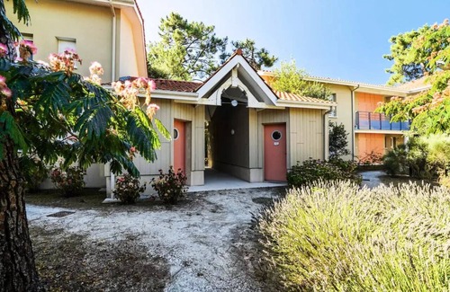 Soulac-sur-Mer Apartment | Residence Villa Marine - maeva Home - Comfort 2 bedroom apartment (6 people)