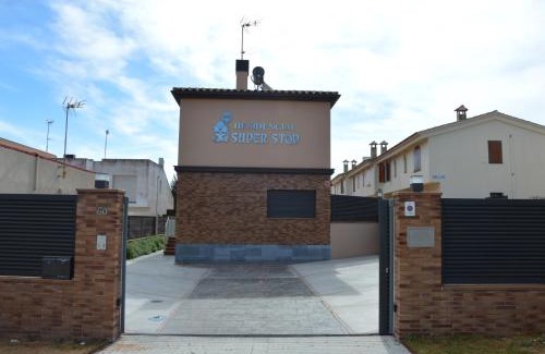 Calonge House | Residencial Super Stop Cases Torre Valentina
