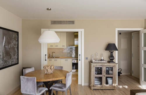 Torroella de Montgri Apartment | RESIDENCIAL GOLF 28 2.-1