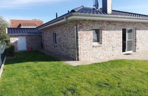 Dorumer Neufeld House | Residenz Belair Schmidt