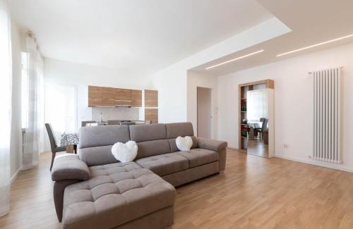 Sud-Ovest Apartment | Residenza Alexander Luxury 2