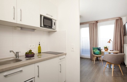 Asnieres-sur-Seine Apartment | Residhome Asnières Park